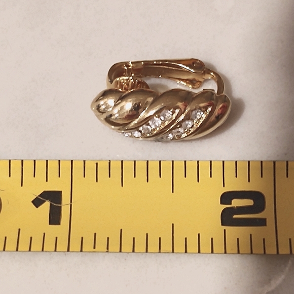 DIOR | Gold Plated with Clear Stones Clip On Earrings | Vintage - Picture 11 of 12